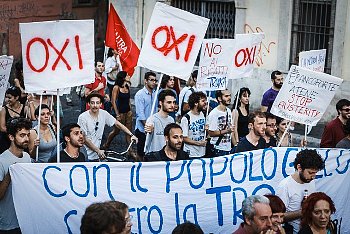 ギリシアのデモの様子