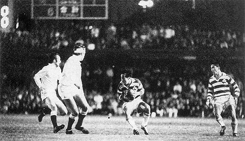 1971年　日本代表がイングランド相手に大接戦をした試合の写真